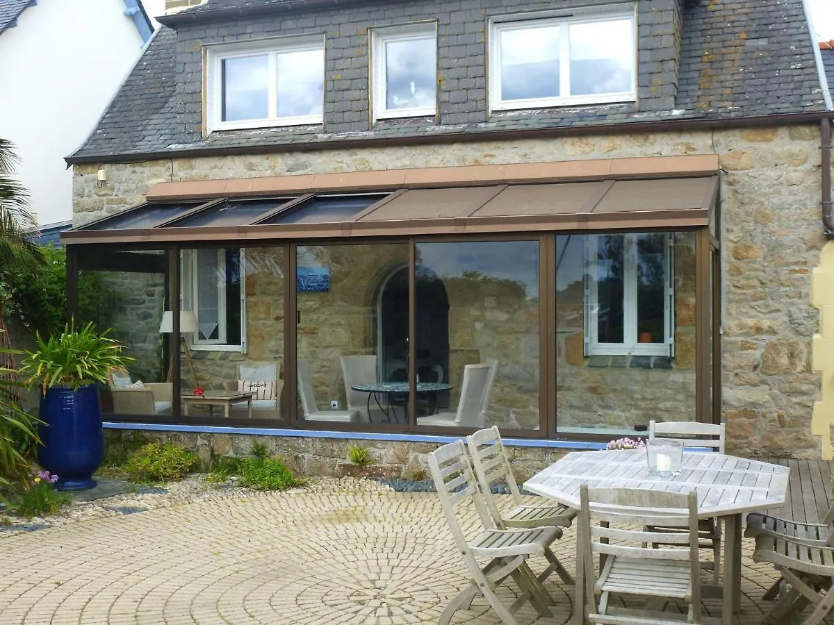 Charming Holiday Home 50 M From The Sea Plougasnou